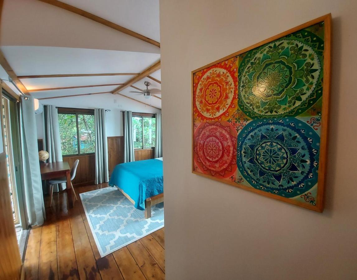 The Sunsetter Bed&Breakfast Bocas del Toro Exterior foto