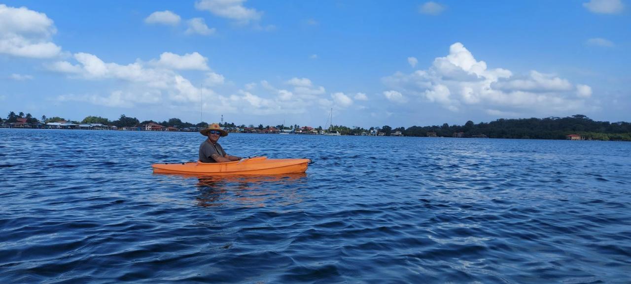 The Sunsetter Bed&Breakfast Bocas del Toro Exterior foto