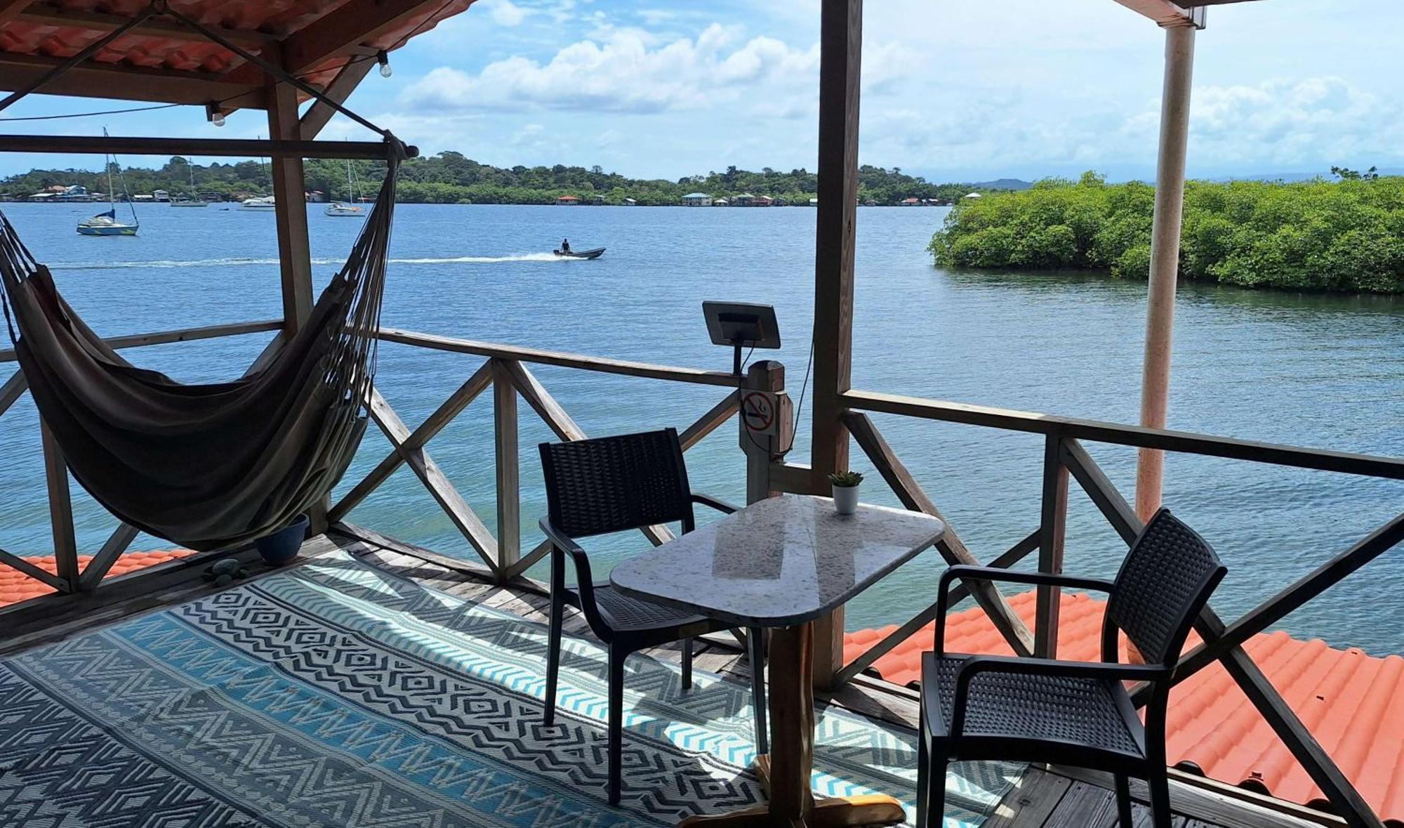 The Sunsetter Bed&Breakfast Bocas del Toro Exterior foto